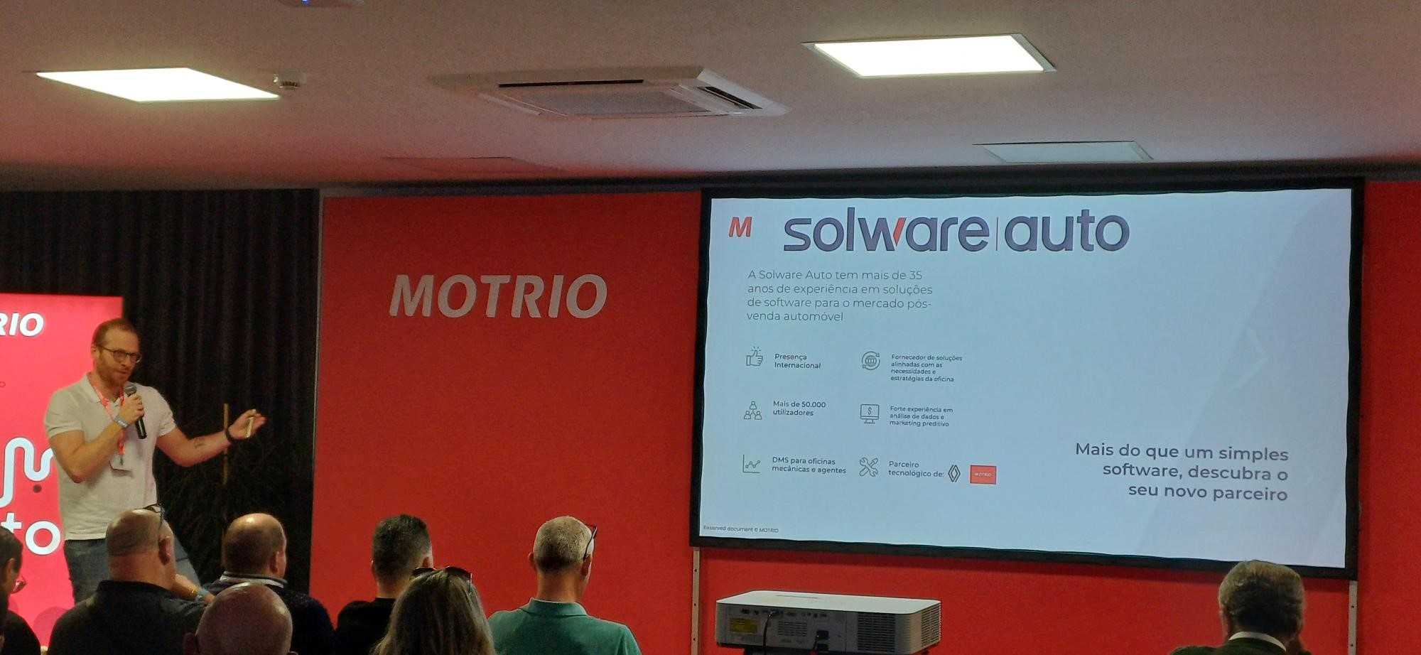 Solware Auto sur le Stand de Motrio pour présenter son logiciel de gestion winmotor version web au Portugal